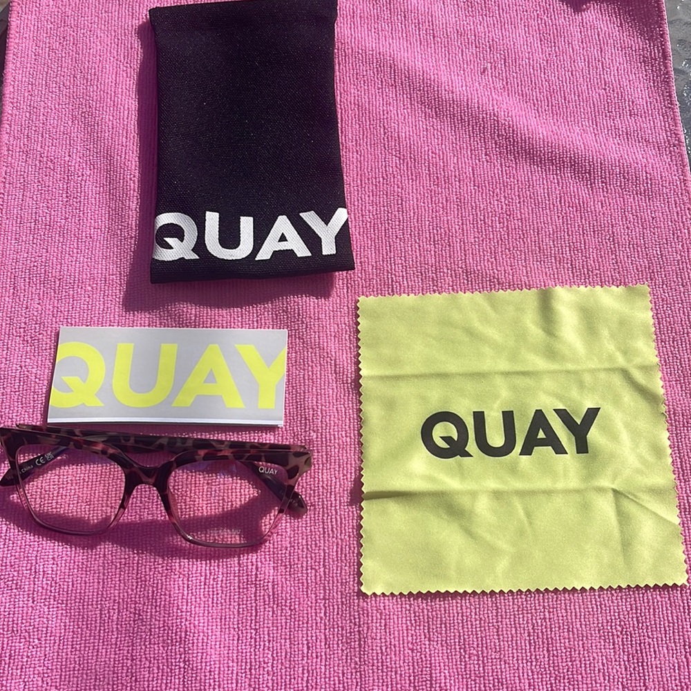 QUAY Blue Blockers